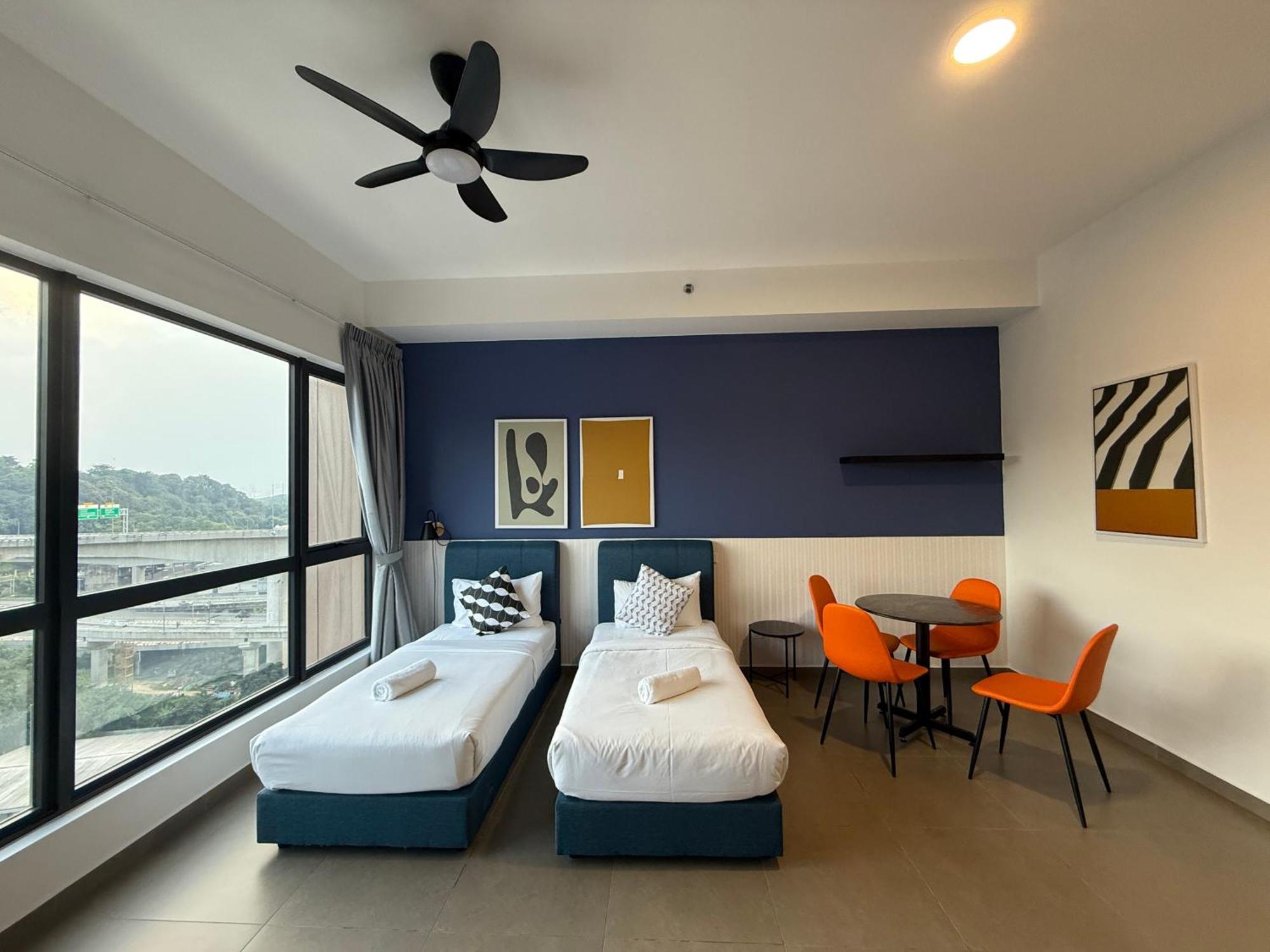 פטלין ג'איה Mossaz Mana-Mana Suites Kuala Lumpur מראה חיצוני תמונה